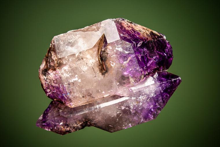 QUARTZ var. Amethyst
